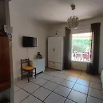 Centre *