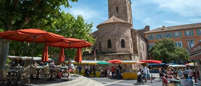 Centre * Fréjus