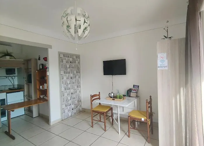 Centre *